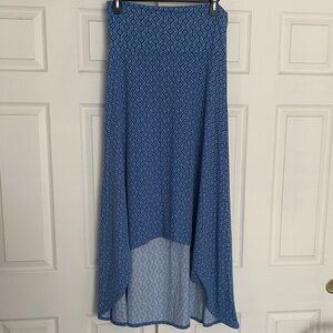 LuLaRoe Blue High-Low Skirt with Geometric Design